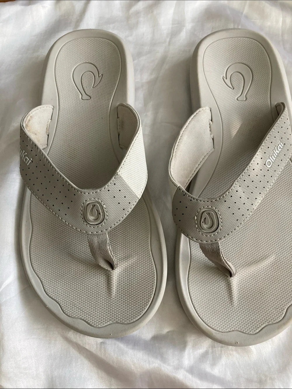 OluKai Sandals in Light Beige